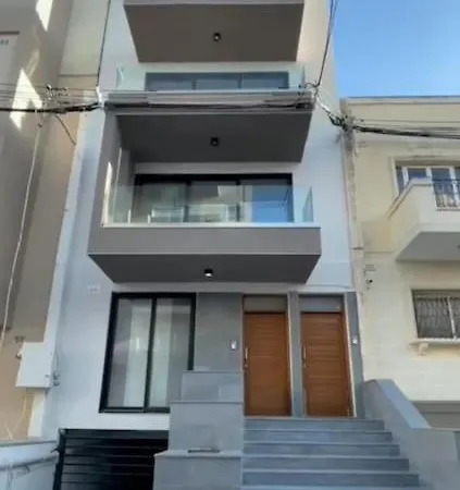 2 Double Bedroom Maisonette With Own Entrance Apartmán
